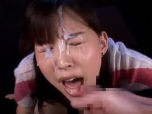 葵つかさが手コキで大量一撃顔射！この量は凄いの一言ｗ