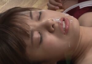 ジャージ姿がめちゃくちゃ可愛い美少女にMM号で顔射ｗ