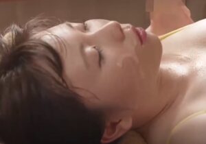 藤田こずえにぶっかけ顔射！チンポに突かれて完堕ちしてるｗ