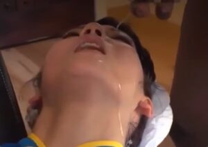 みづなれいが春麗のコスプレをして黒人に精子をぶっかけられるｗ