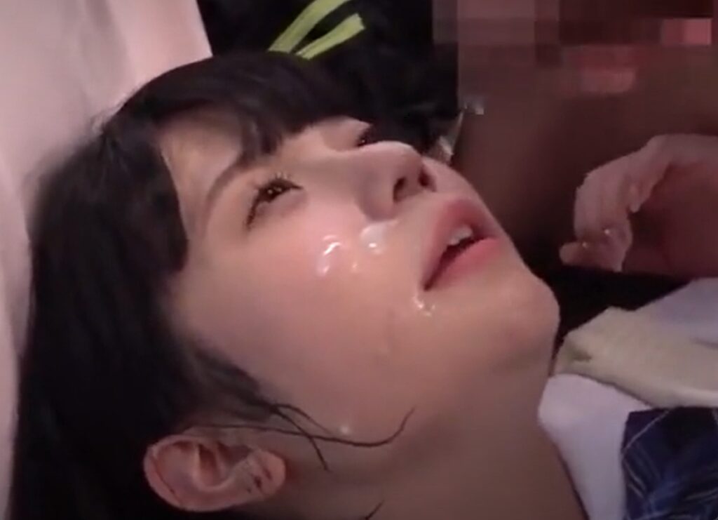 美少女JKちゃんがMM号で精子ぶっかけ!いい顔してるわw