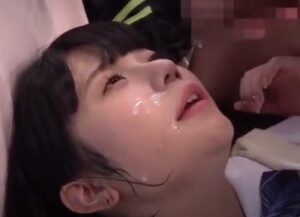 美少女JKちゃんがMM号で精子ぶっかけ！いい顔してるわｗ